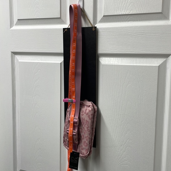 C.C Leopard Fanny Pack-Rose - Picture 7 of 10